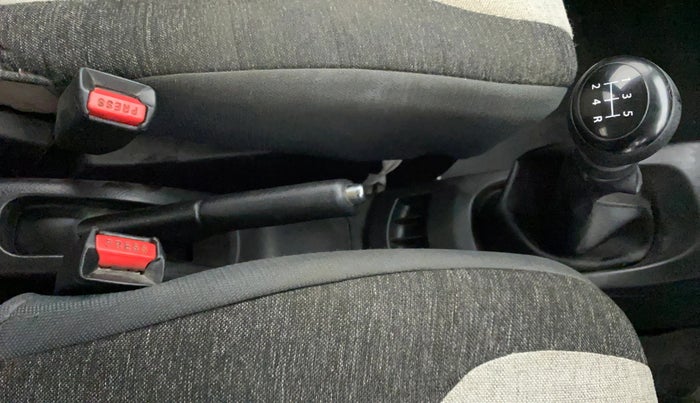 2014 Maruti Wagon R 1.0 VXI, Petrol, Manual, 79,725 km, Gear Lever