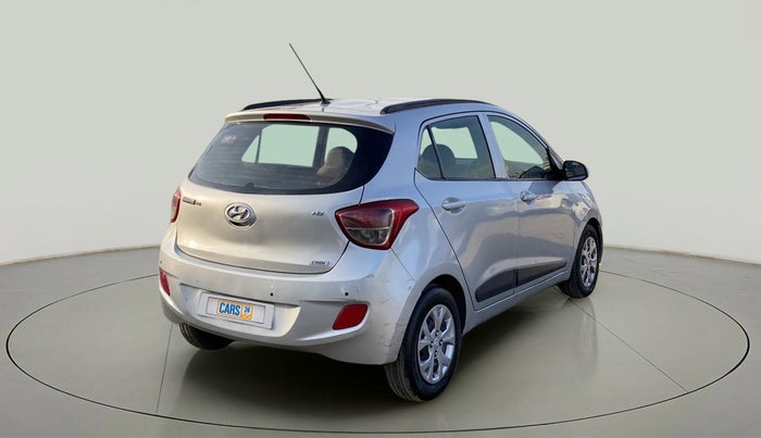2016 Hyundai Grand i10 SPORTZ 1.1 CRDI, Diesel, Manual, 92,426 km, Right Back Diagonal