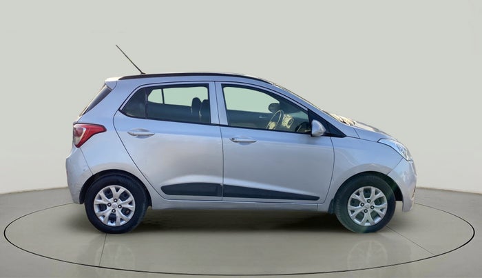 2016 Hyundai Grand i10 SPORTZ 1.1 CRDI, Diesel, Manual, 92,426 km, Right Side View