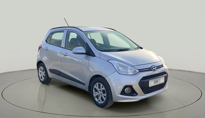 2016 Hyundai Grand i10 SPORTZ 1.1 CRDI, Diesel, Manual, 92,426 km, Right Front Diagonal