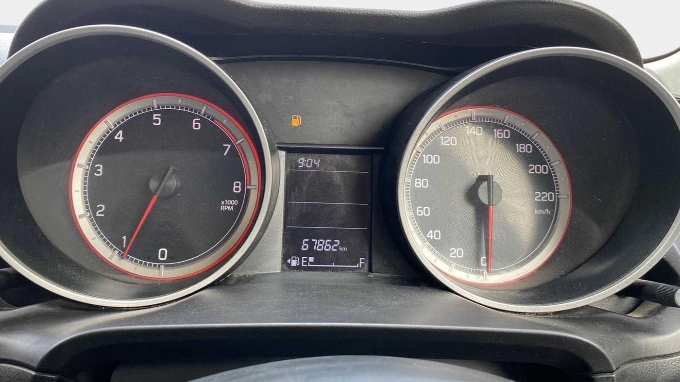 2019 Maruti Swift VXI, Petrol, Manual, 67,872 km, Odometer Image