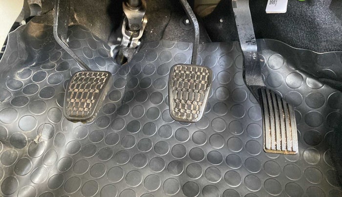 2020 Tata NEXON XZ PLUS PETROL, Petrol, Manual, 76,432 km, Pedals