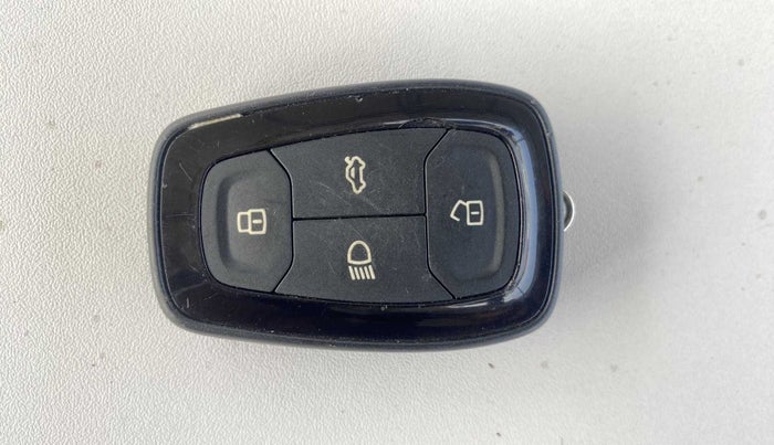 2020 Tata NEXON XZ PLUS PETROL, Petrol, Manual, 76,432 km, Key Close Up