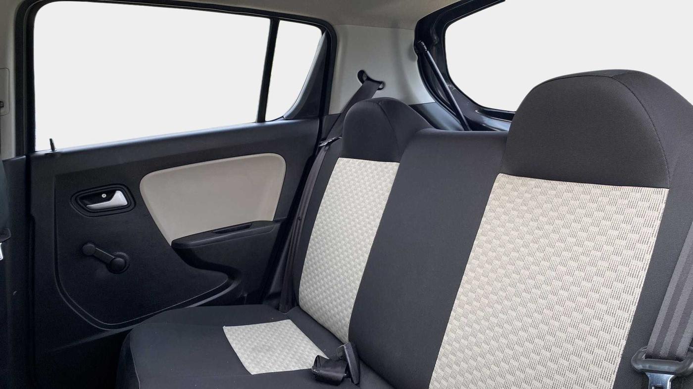 2022 Maruti Alto LXI O, Petrol, Manual, 3,890 km, Right Side Rear Door Cabin