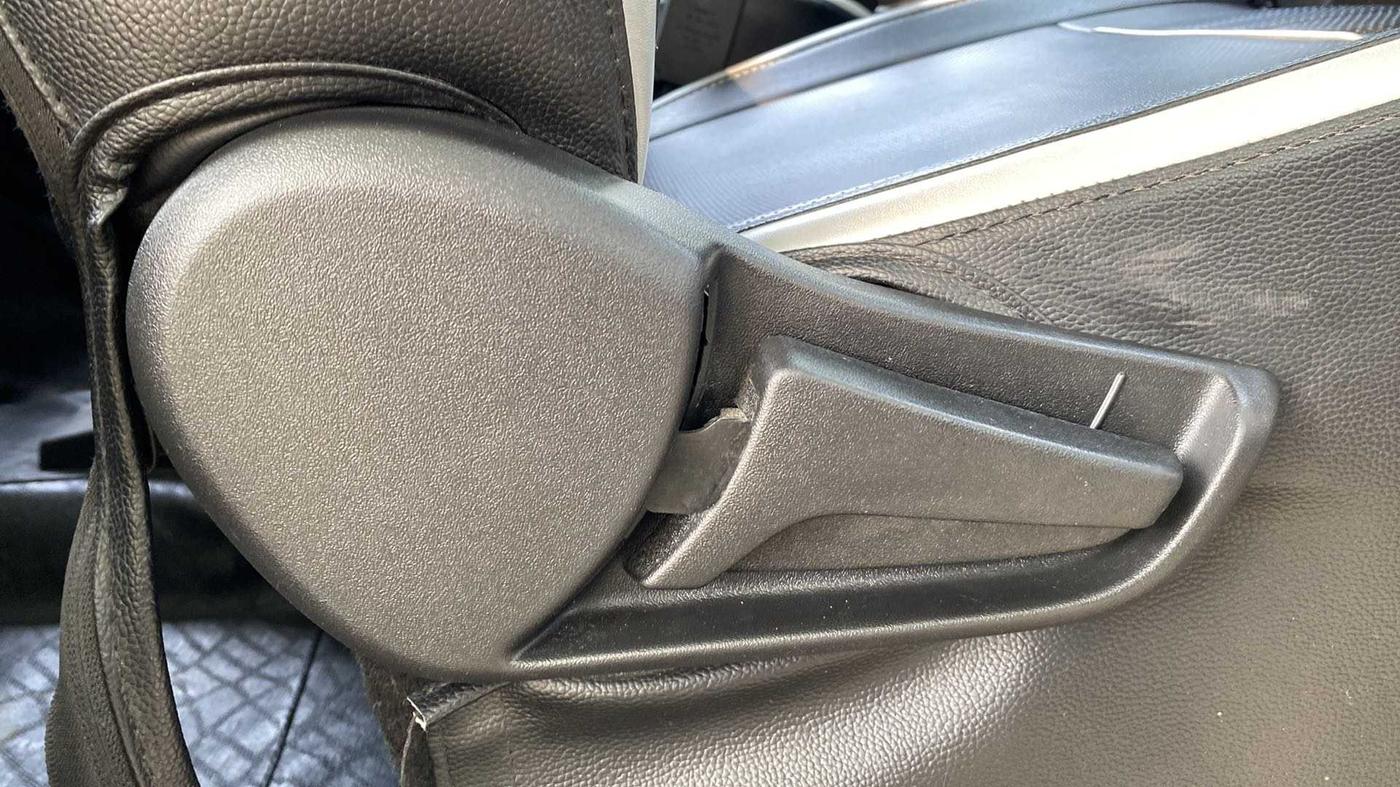 2021 Maruti S PRESSO VXI+, Petrol, Manual, 2,121 km, Driver Side Adjustment Panel