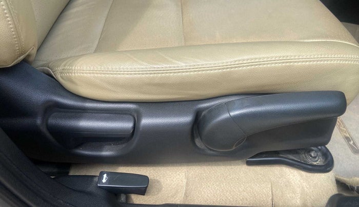 2019 Honda City 1.5L I-VTEC ZX CVT, Petrol, Automatic, 14,363 km, Driver Side Adjustment Panel