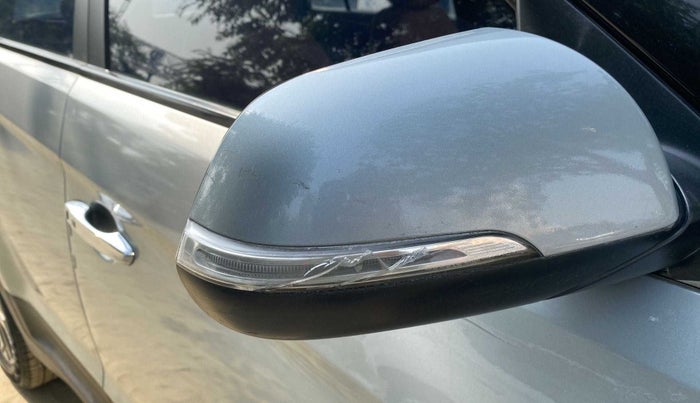 2019 Hyundai Creta SX AT 1.6 DIESEL, Diesel, Automatic, 60,455 km, Right rear-view mirror - Indicator light has minor damage