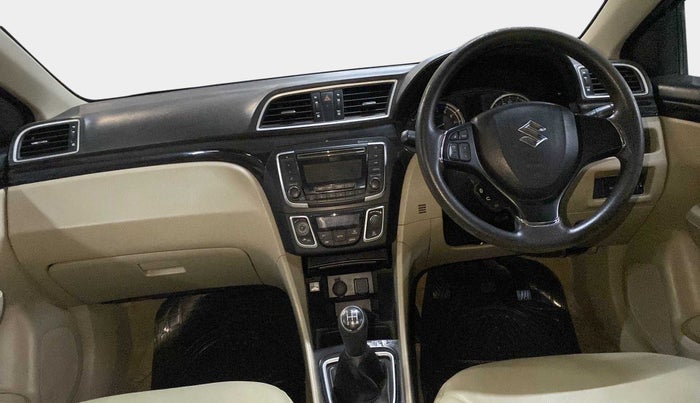 2016 Maruti Ciaz ZXI, Petrol, Manual, 30,141 km, Dashboard