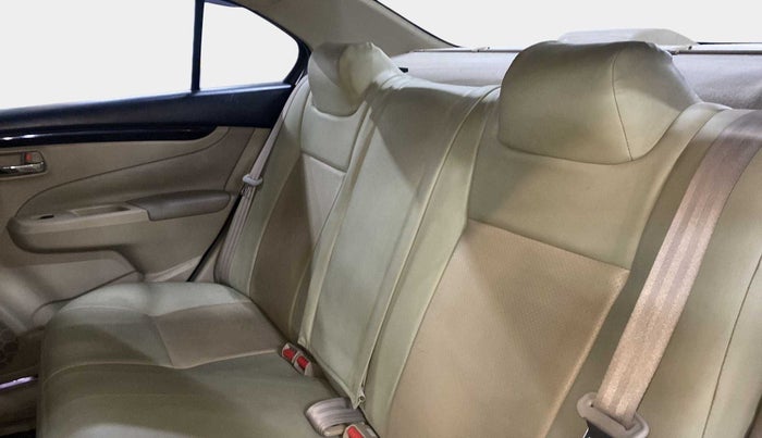 2016 Maruti Ciaz ZXI, Petrol, Manual, 30,141 km, Right Side Rear Door Cabin