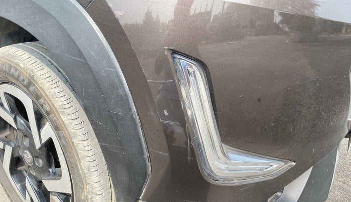 2021 Nissan MAGNITE XV PREMIUM, Petrol, Manual, 17,252 km, Front bumper - Minor scratches