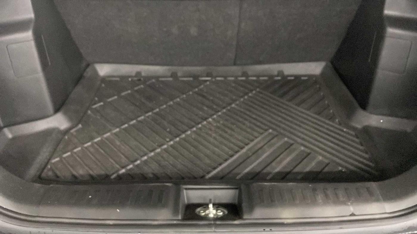 2023 Maruti BREZZA ZXI SMART HYBRID , Petrol, Manual, 12,237 km, Boot Inside