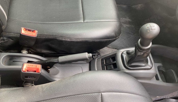 2016 Maruti Alto 800 LXI, Petrol, Manual, 27,186 km, Gear Lever