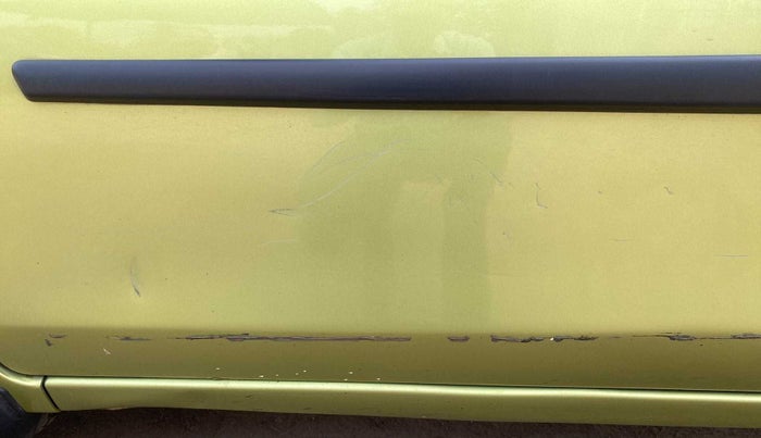 2016 Maruti Alto 800 LXI, Petrol, Manual, 27,186 km, Front passenger door - Minor scratches