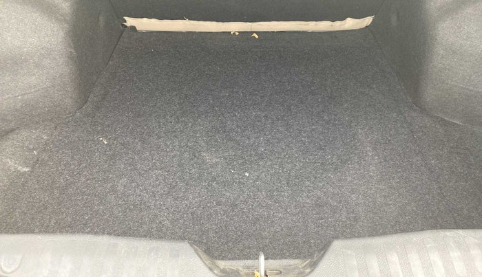 2019 Maruti Ciaz SIGMA 1.5 SHVS MT  PETROL, Petrol, Manual, 25,000 km, Boot Inside