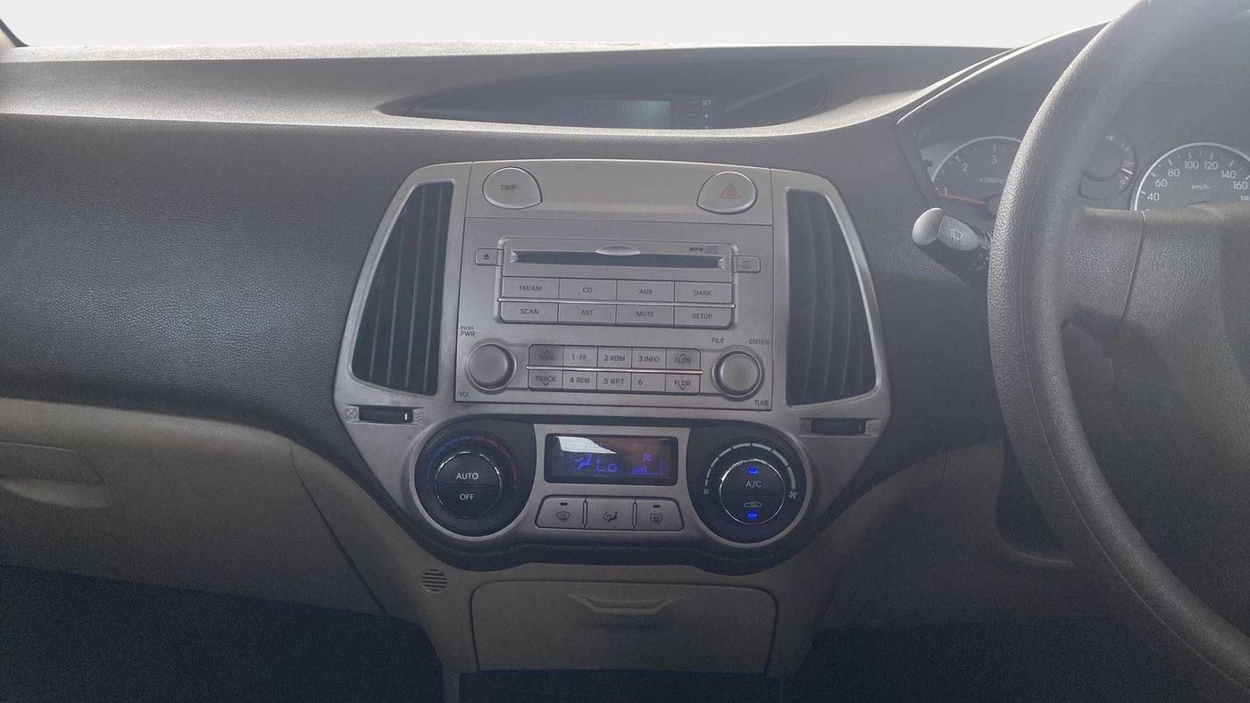 2011 Hyundai i20 MAGNA 1.4 CRDI, Diesel, Manual, 81,095 km, Air Conditioner