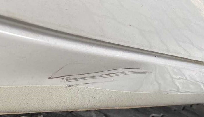 2011 Hyundai i20 MAGNA 1.4 CRDI, Diesel, Manual, 81,095 km, Right running board - Slightly dented