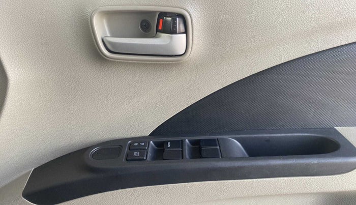 2015 Maruti Celerio VXI AMT, Petrol, Automatic, 99,277 km, Driver Side Door Panels Control