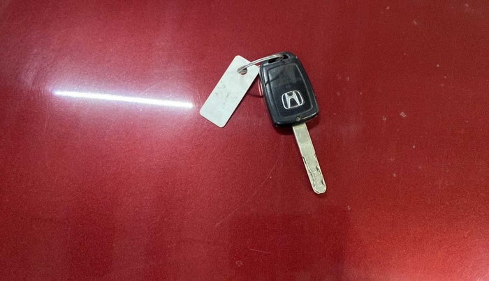 2018 Honda Amaze 1.2L I-VTEC S, Petrol, Manual, 31,904 km, Key Close Up