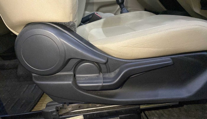 2018 Honda Amaze 1.2L I-VTEC S, Petrol, Manual, 31,904 km, Driver Side Adjustment Panel