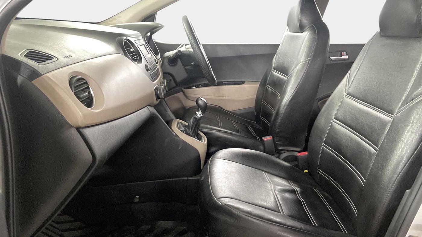 2016 Hyundai Grand i10 ASTA (O) 1.2 KAPPA VTVT, Petrol, Manual, 62,064 km, Right Side Front Door Cabin