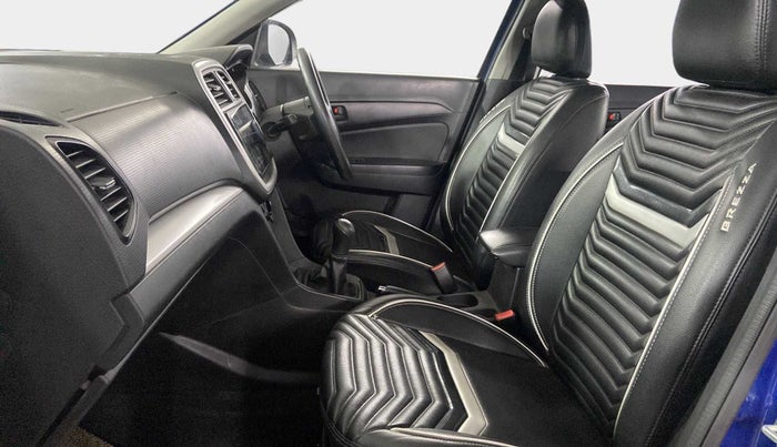 2021 Maruti Vitara Brezza LXI, Petrol, Manual, 34,762 km, Right Side Front Door Cabin