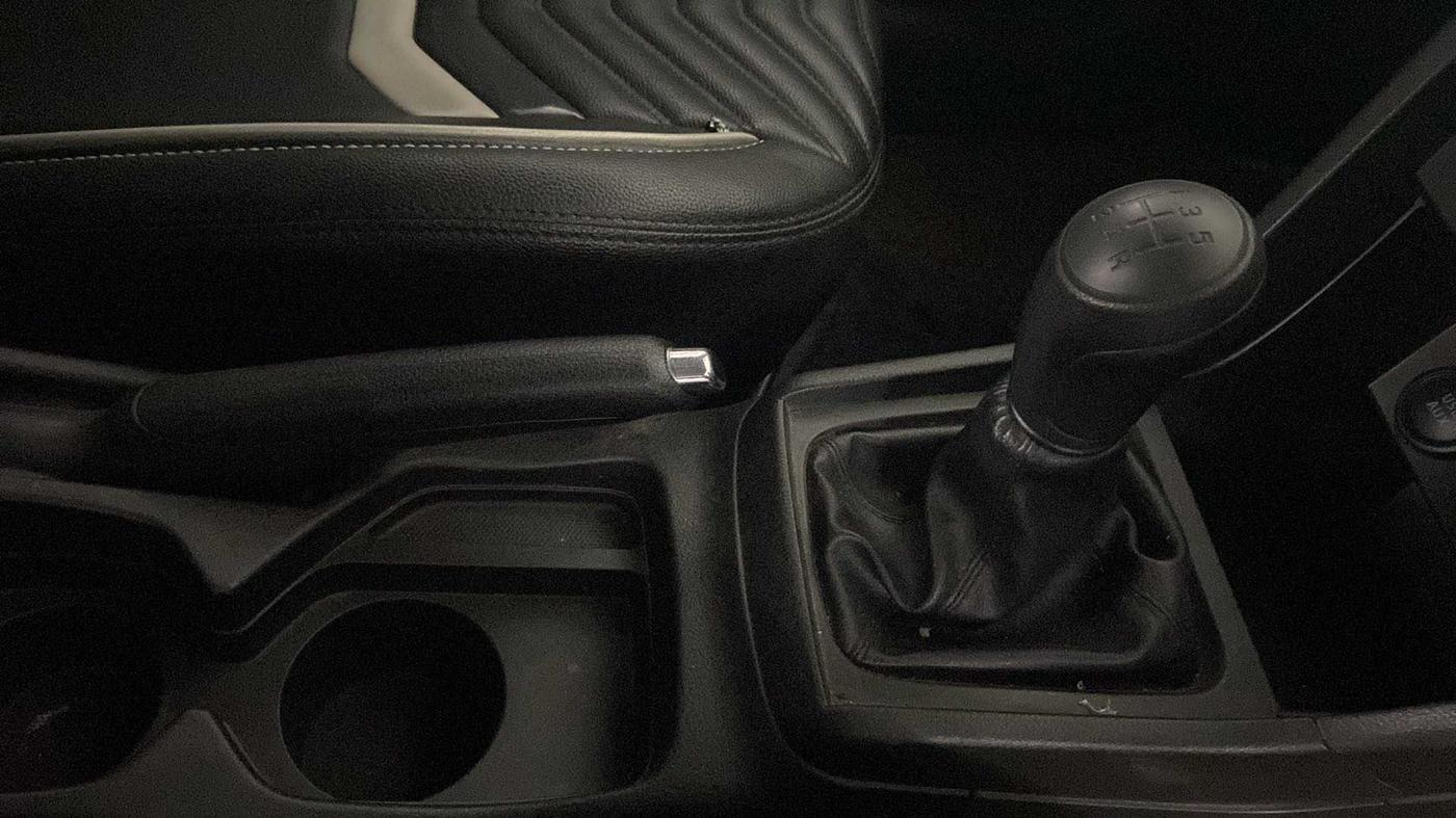 2021 Maruti Vitara Brezza LXI, Petrol, Manual, 34,762 km, Gear Lever