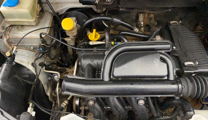 2017 Renault Kwid RXL 1.0, Petrol, Manual, 1,17,575 km, Engine View - Right