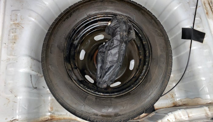 2017 Renault Kwid RXL 1.0, Petrol, Manual, 1,17,575 km, Spare Tyre