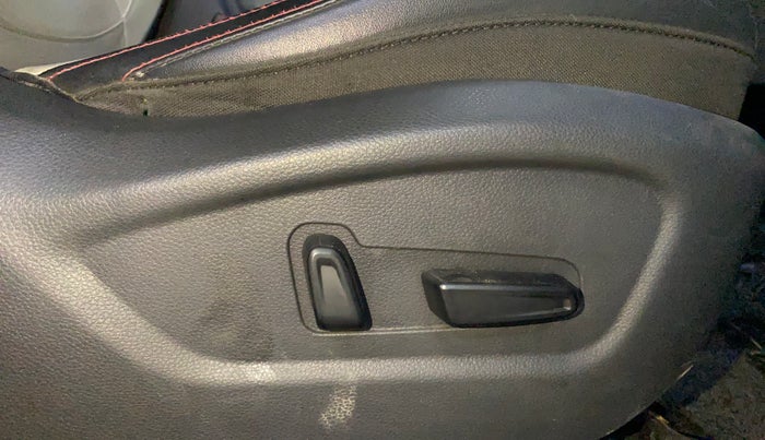 2020 KIA SELTOS GTX PLUS DCT 1.4 PETROL, Petrol, Automatic, 91,899 km, Driver Side Adjustment Panel