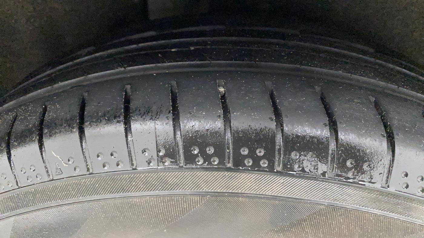 2015 Ford Ecosport TITANIUM 1.5L PETROL AT, Petrol, Automatic, 56,230 km, Right Rear Tyre Tread