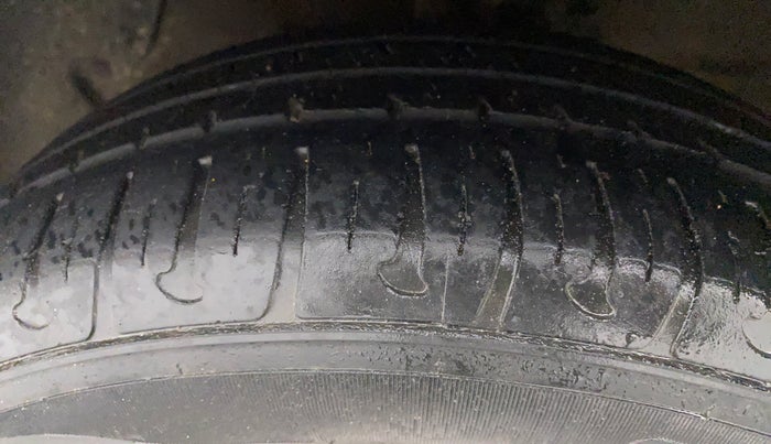 2016 Hyundai Grand i10 ASTA (O) AT 1.2 KAPPA VTVT, Petrol, Automatic, 86,254 km, Left Front Tyre Tread