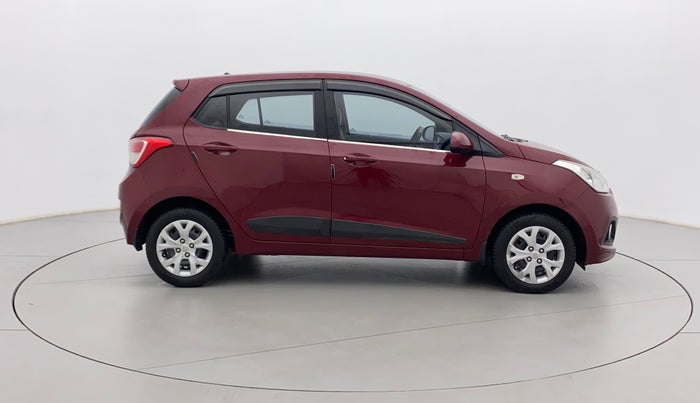 2016 Hyundai Grand i10 MAGNA 1.2 KAPPA VTVT, Petrol, Manual, 63,794 km, Right Side View