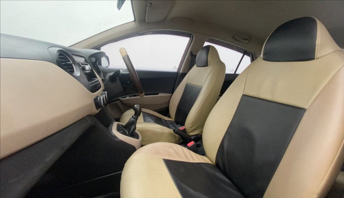 2016 Hyundai Grand i10 MAGNA 1.2 KAPPA VTVT, Petrol, Manual, 63,794 km, Right Side Front Door Cabin