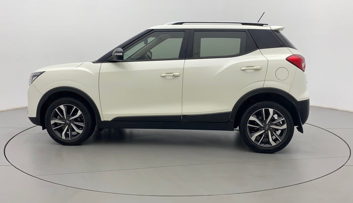 2020 Mahindra XUV300 W8 (O) 1.2 PETROL, Petrol, Manual, 33,672 km, Left Side