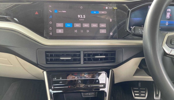 2022 Volkswagen VIRTUS TOPLINE TSI 1.0 AT, Petrol, Automatic, 14,829 km, Air Conditioner