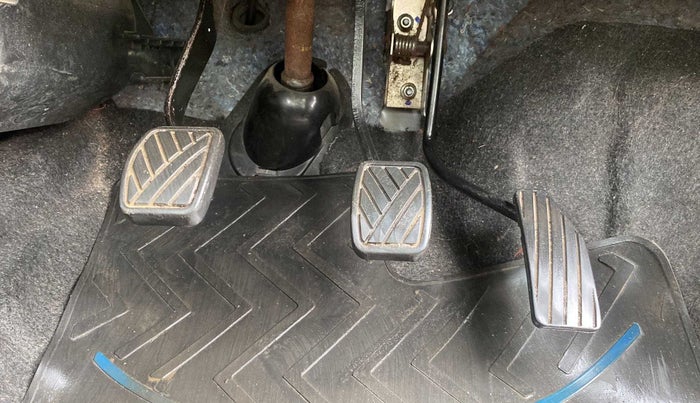 2018 Maruti Wagon R 1.0 VXI, Petrol, Manual, 5,681 km, Pedals