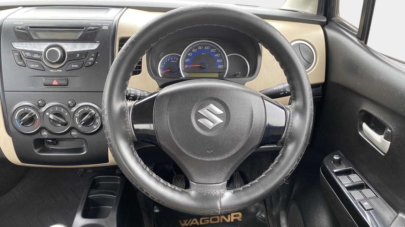 2018 Maruti Wagon R 1.0 VXI, Petrol, Manual, 5,681 km, Steering Wheel Close Up