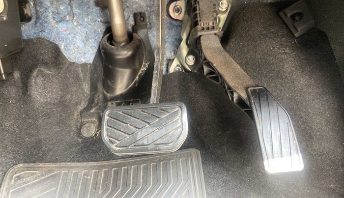 2020 Maruti S PRESSO VXI (O) AMT, Petrol, Automatic, 15,512 km, Pedals