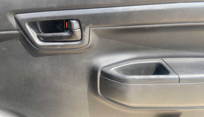 2020 Maruti S PRESSO VXI (O) AMT, Petrol, Automatic, 15,512 km, Driver Side Door Panels Control