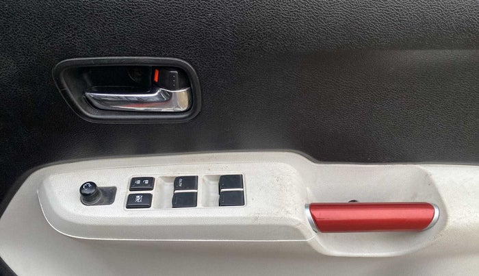 2017 Maruti IGNIS DELTA 1.2 AMT, Petrol, Automatic, 45,169 km, Driver Side Door Panels Control