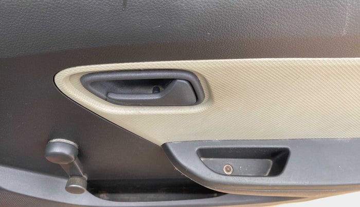 2016 Maruti Alto K10 LXI, Petrol, Manual, 19,214 km, Driver Side Door Panels Control
