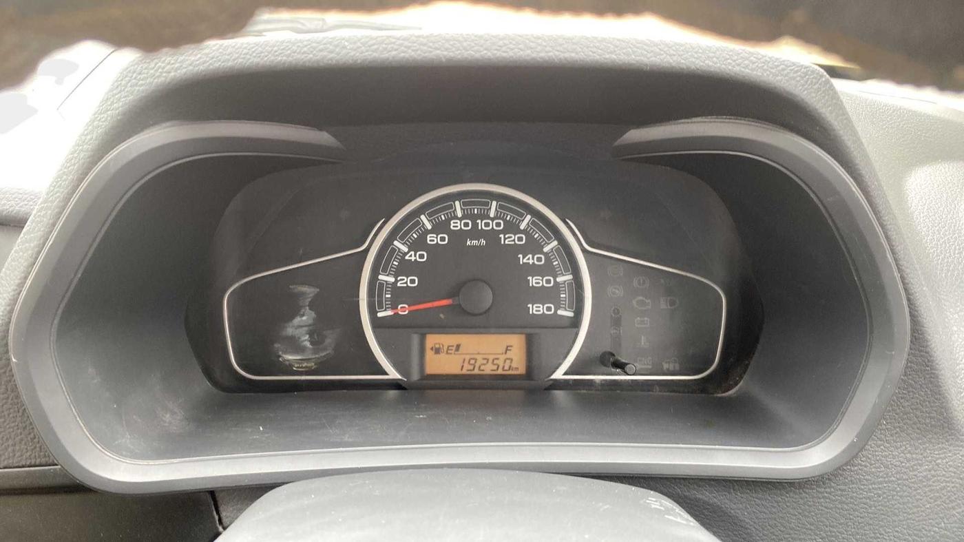 2016 Maruti Alto K10 LXI, Petrol, Manual, 19,214 km, Odometer Image
