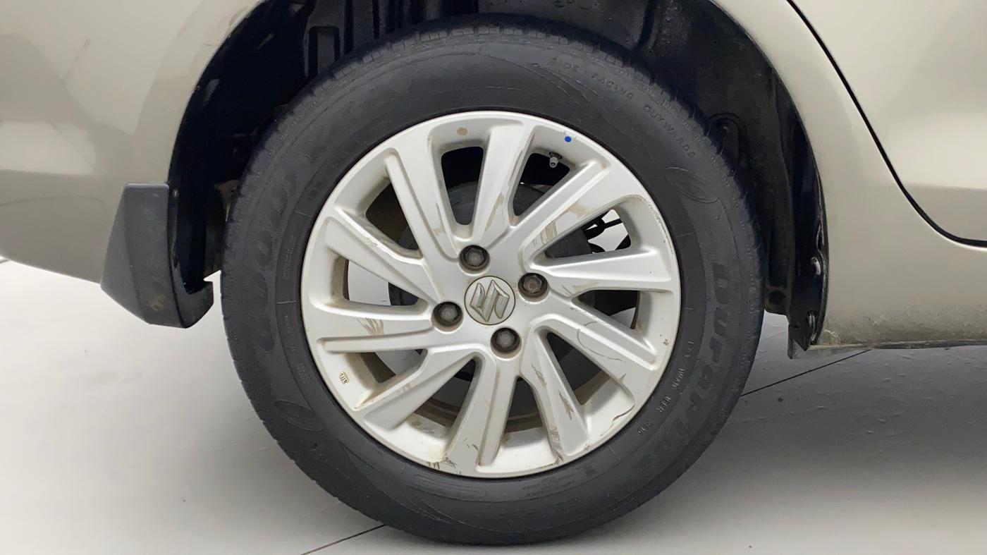2016 Maruti Swift Dzire ZDI AMT, Diesel, Automatic, 64,024 km, Right Rear Wheel