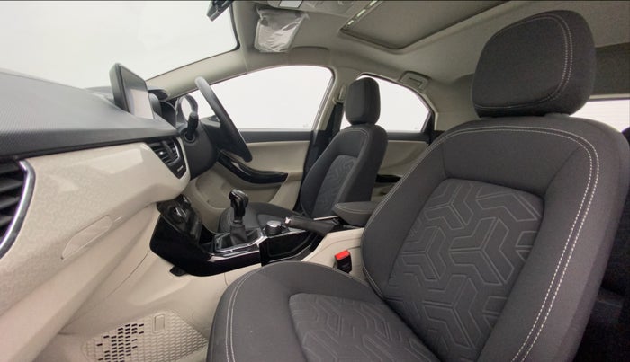 2022 Tata NEXON XZ PLUS PETROL SUNROOF, Petrol, Manual, 12,133 km, Right Side Front Door Cabin