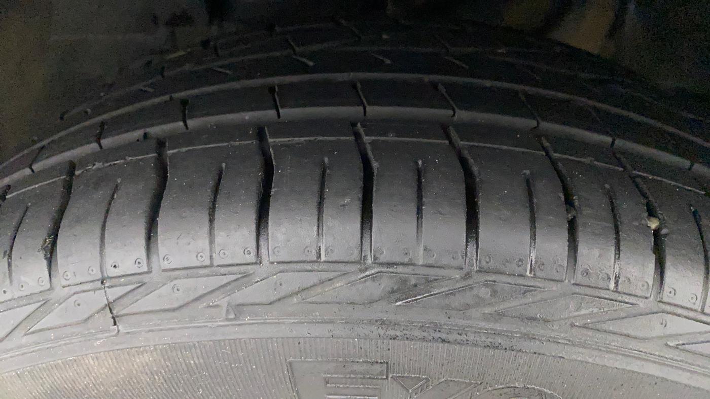 2022 Tata NEXON XZ PLUS PETROL SUNROOF, Petrol, Manual, 12,133 km, Left Front Tyre Tread
