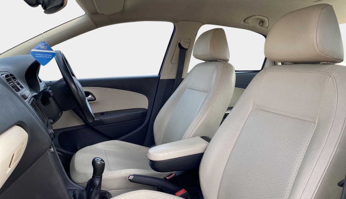 2017 Skoda Rapid STYLE 1.5 TDI, Diesel, Manual, 81,446 km, Right Side Front Door Cabin