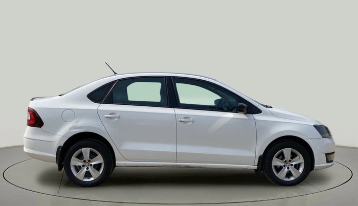 2017 Skoda Rapid STYLE 1.5 TDI, Diesel, Manual, 81,446 km, Right Side View