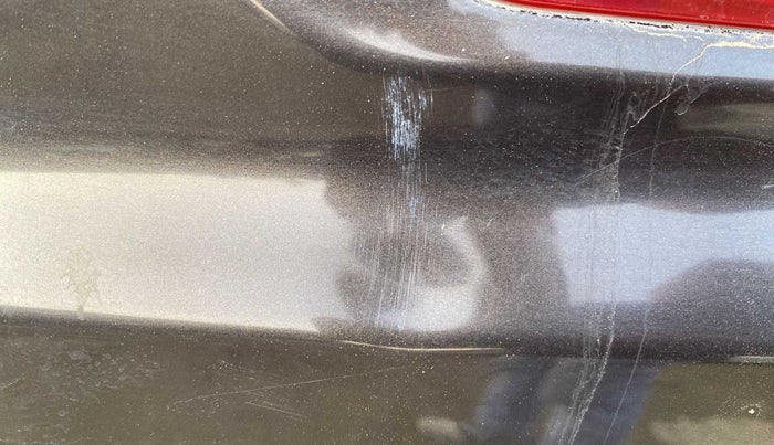 2018 Honda WR-V 1.2L I-VTEC S MT, Petrol, Manual, 35,385 km, Dicky (Boot door) - Slightly dented