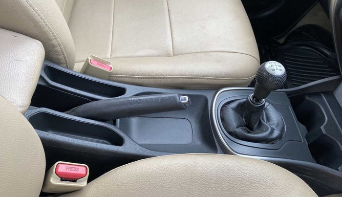 2014 Honda City 1.5L I-VTEC V MT, Petrol, Manual, 59,692 km, Gear Lever