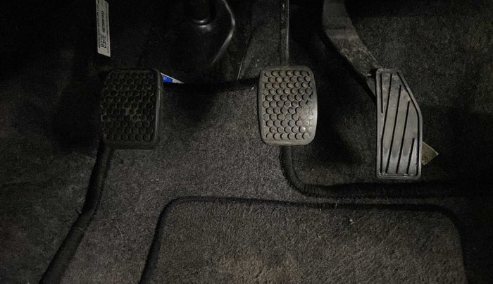 2022 Maruti Alto LXI O, Petrol, Manual, 4,157 km, Pedals